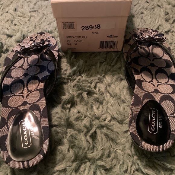 BRAND NEW Coach Samira sandals Signature coach fabric and floral detail - Picture 2 of 4